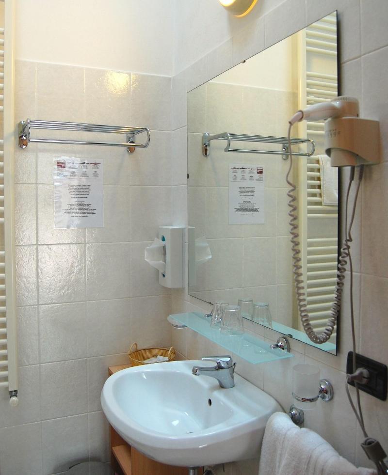 Abbazia Bed & Breakfast Mantova Luaran gambar