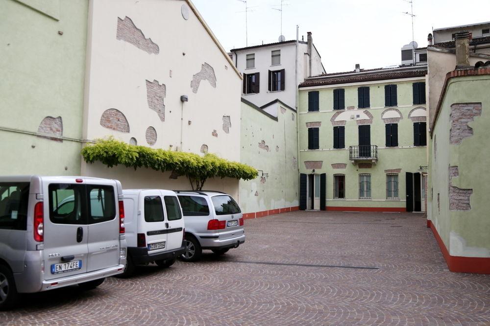 Abbazia Bed & Breakfast Mantova Luaran gambar