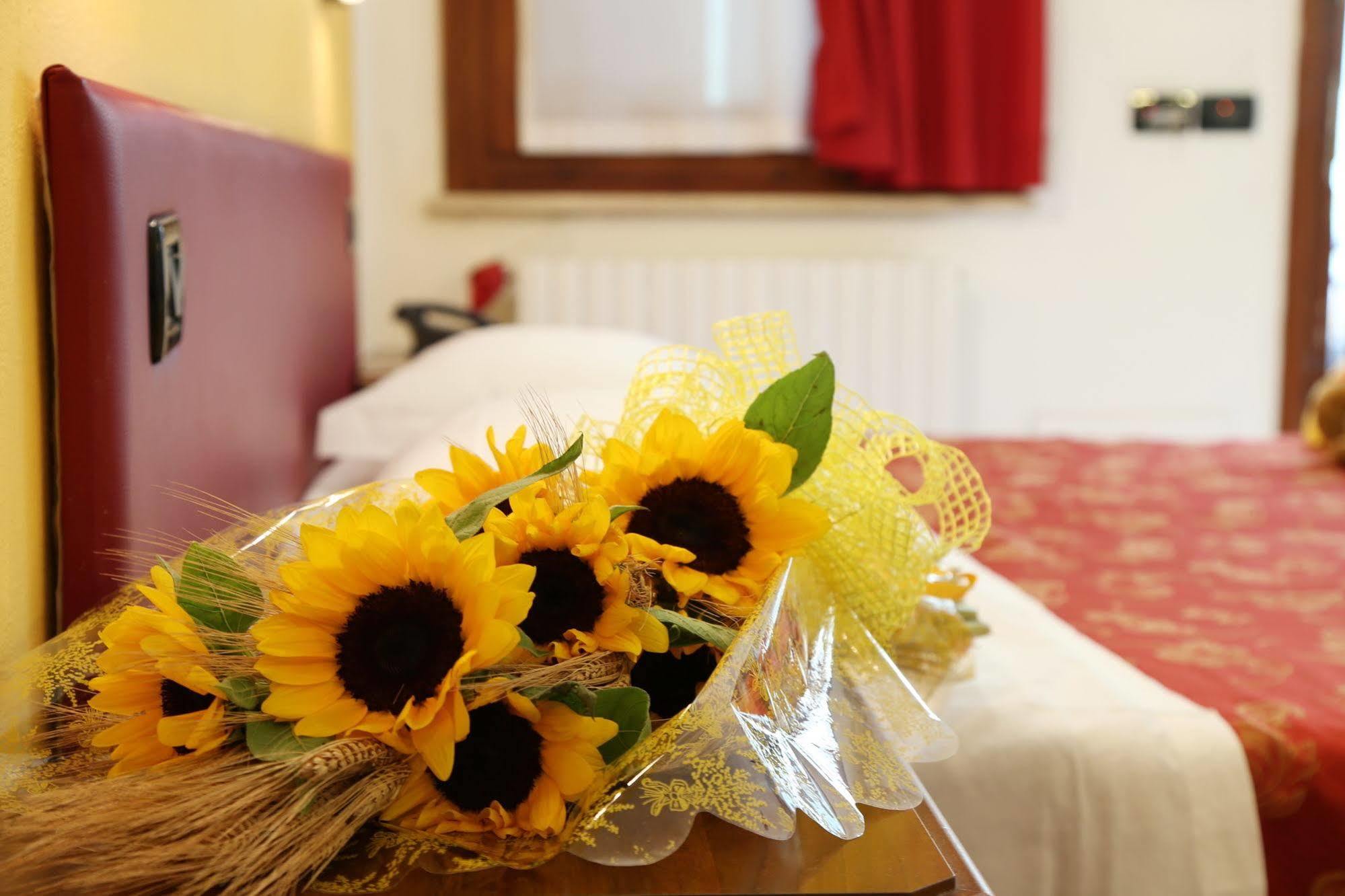 Abbazia Bed & Breakfast Mantova Luaran gambar